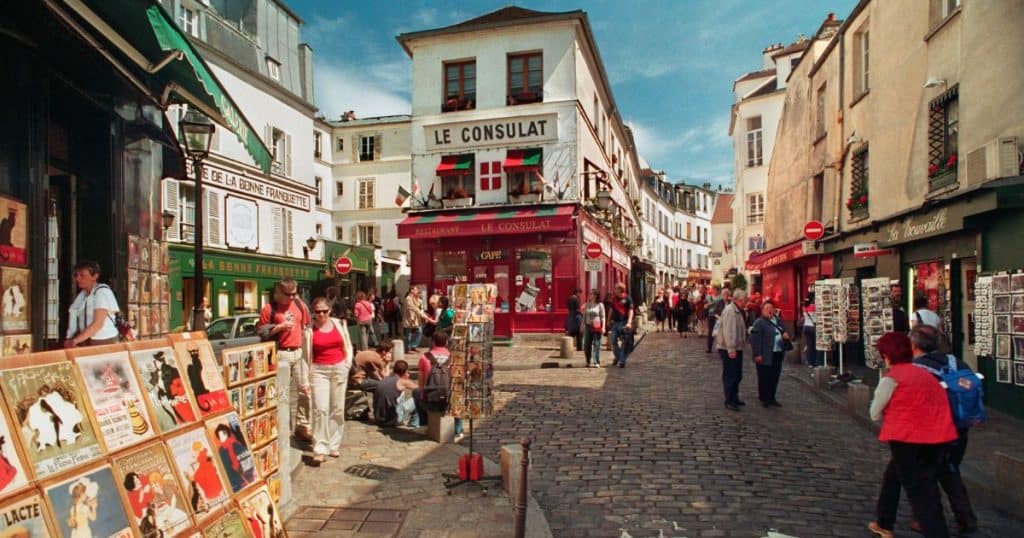 Antique Markets - Best Places to Visit in Paris for Shopaholics