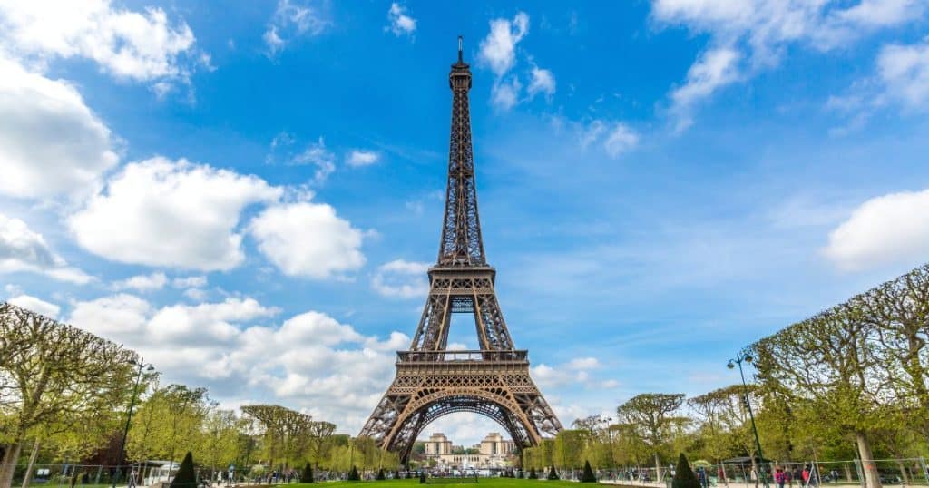 Eiffel Tower - The Best Places to Visit in Paris for Architecture Admirers