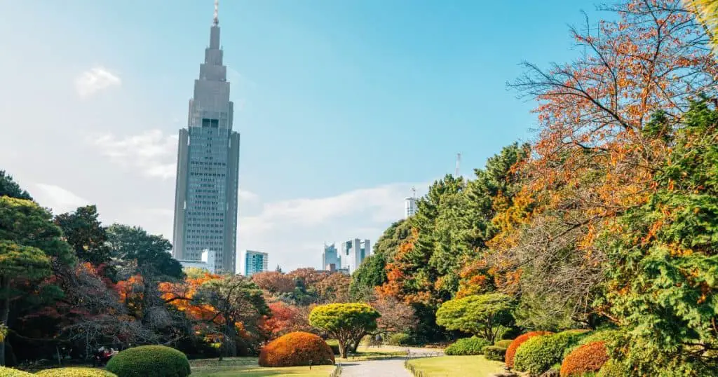 Beautiful Gardens and Parks - Best Places to Visit in Tokyo for Art Lovers!