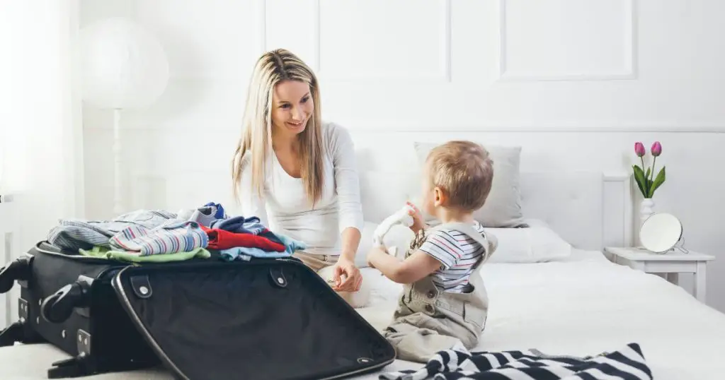Essential Tips for Holiday Packing