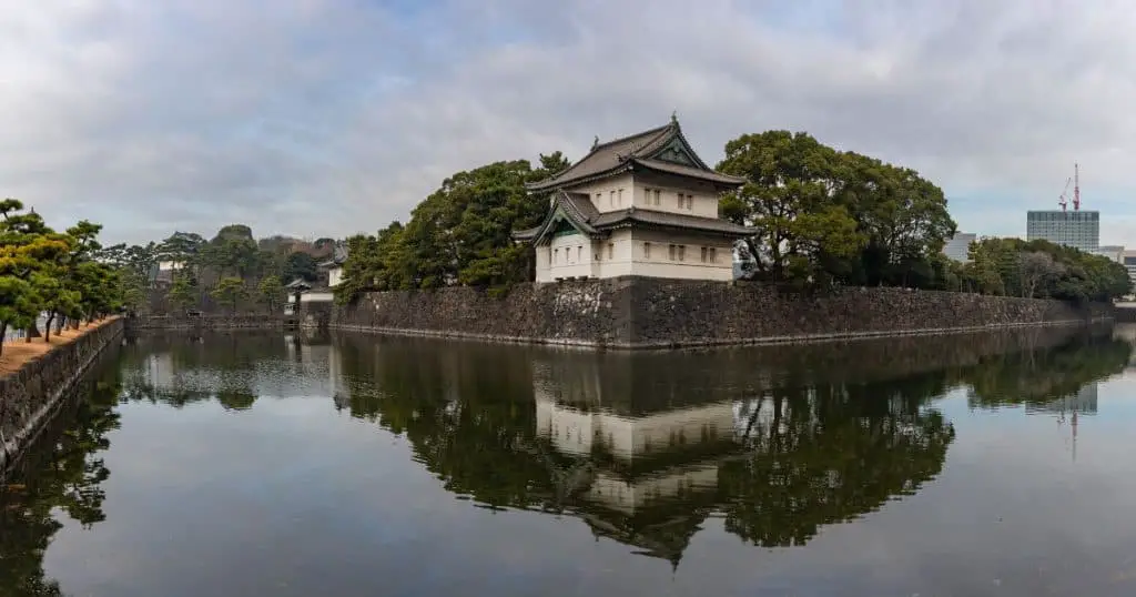 Imperial Palace - Best Must-See Landmarks in Tokyo