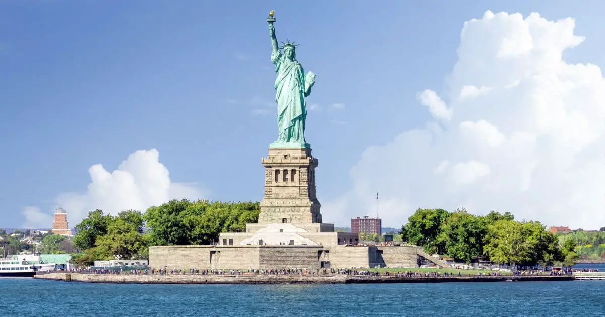 Where to Buy Tickets for the Statue of Liberty: Insider Tips