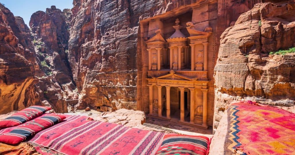 Day 2 Discovering Petra - What to Do in Jordan for 3 Days