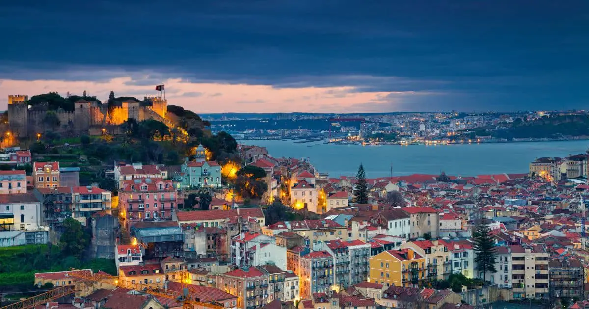 Discover the Best Day Trips from Lisbon 5 Must-Visit Destinations!